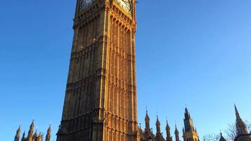 relógio big ben em Londres, Inglaterra Pan 4k video