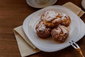 canutillos con crema pastelera foto