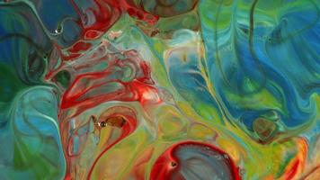 propagation de peinture acrylique et alimentaire abstraite colorée video