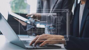 Projekt Manager Arbeiten mit gantt Diagramm Zeitplan zu planen Aufgaben und Leistungen. Planung Aktivitäten mit ein Planung Software, korporativ Strategie zum Finanzen, Operationen, Verkauf, Marketing. video