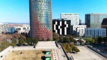 vliegend over- stad van Barcelona, Spanje video