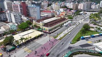 draussen kommunale Markt im florianopolis Santa Katarina Brasilien. Stadtbild Terminal. video